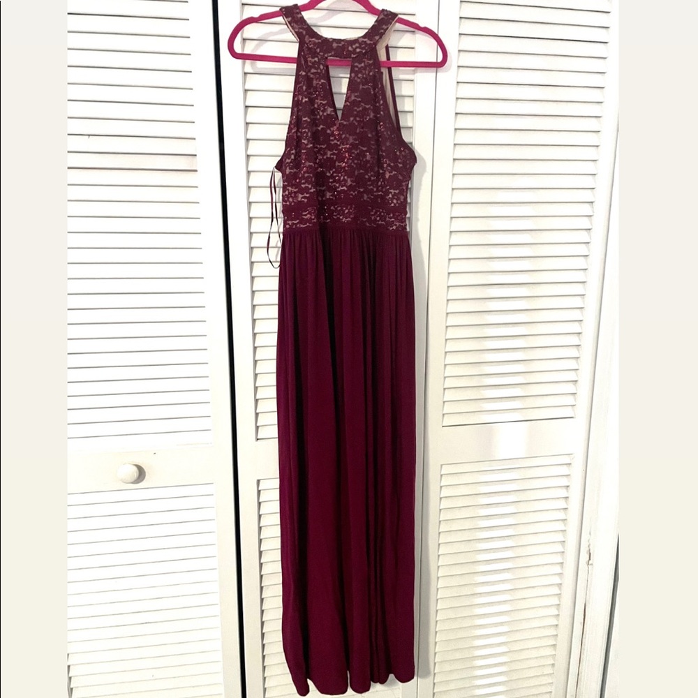Nightway burgundy formal elegant dress size 4